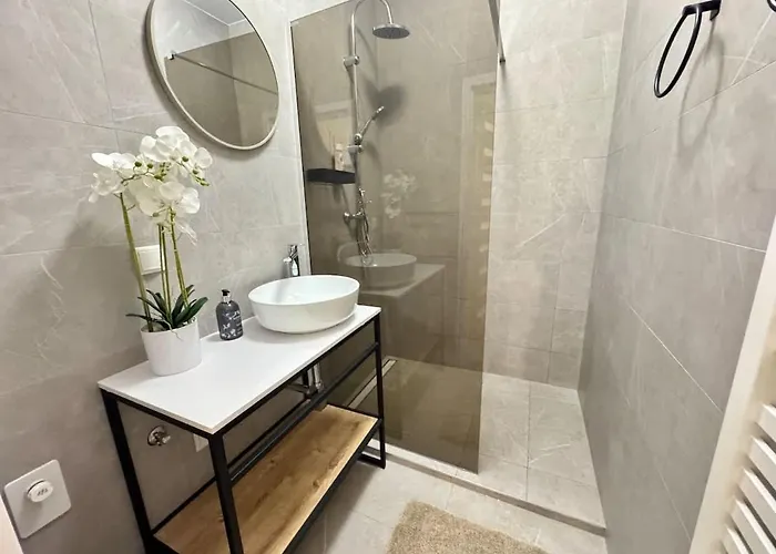 Apartman Kunstvoll Wohnen Im Herzen Wiens Hg16 Bécs